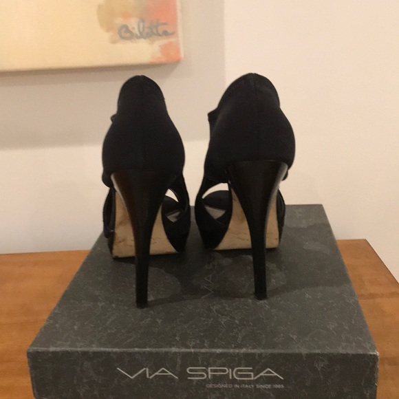 Dress heels - Picture 3 of 5